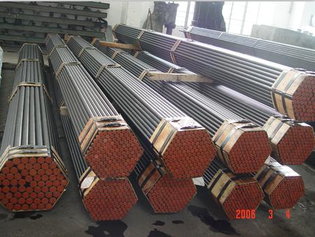 billige Rohre des nahtlosen Stahls EN10216-2 für Druck beabsichtigt unlegierte Stahlrohre der technischen Lieferbedingungen mit spezifizierten Eigenschaft bei erhöhte Temperaturens-Lieferanten
