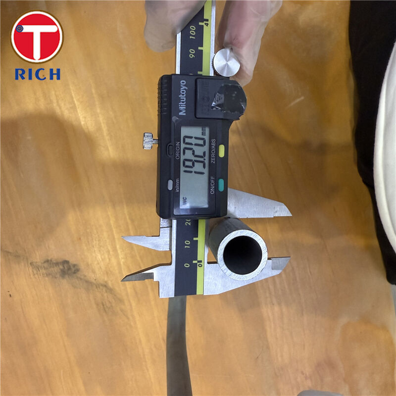 Kaltgebiegte Rohre aus Edelstahl in U-Form TP304/304L TP316/316L TP321 für Wärmetauscheranwendungen