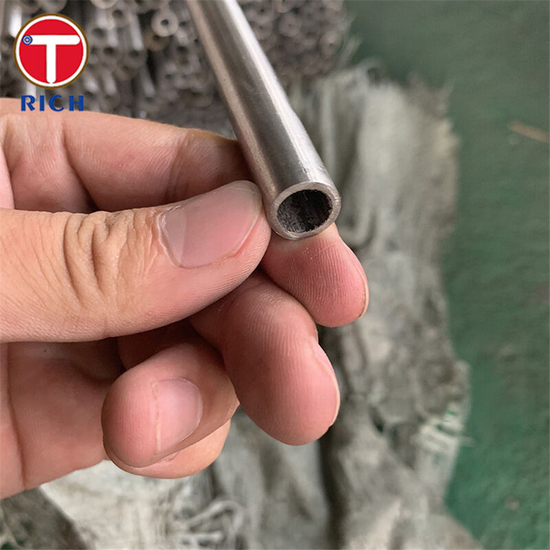 Polierte Oberfläche ASTM A213 Standard nahtloses Stahlrohr mit 3,2-127 mm Außendurchmesser für Kessel und Wärmetauscher