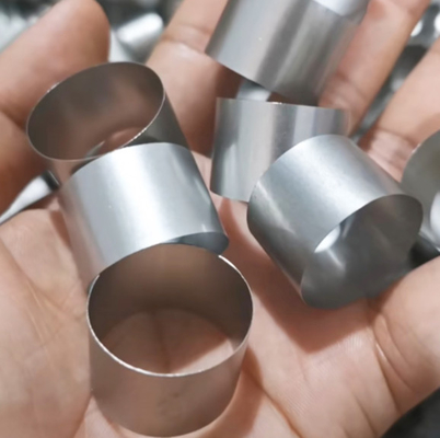 Ein guter Preis. Extrem dünne SUS304 Wandstärke-Edelstahl-Rohre für Ärmel 30 x 0.5mm Online